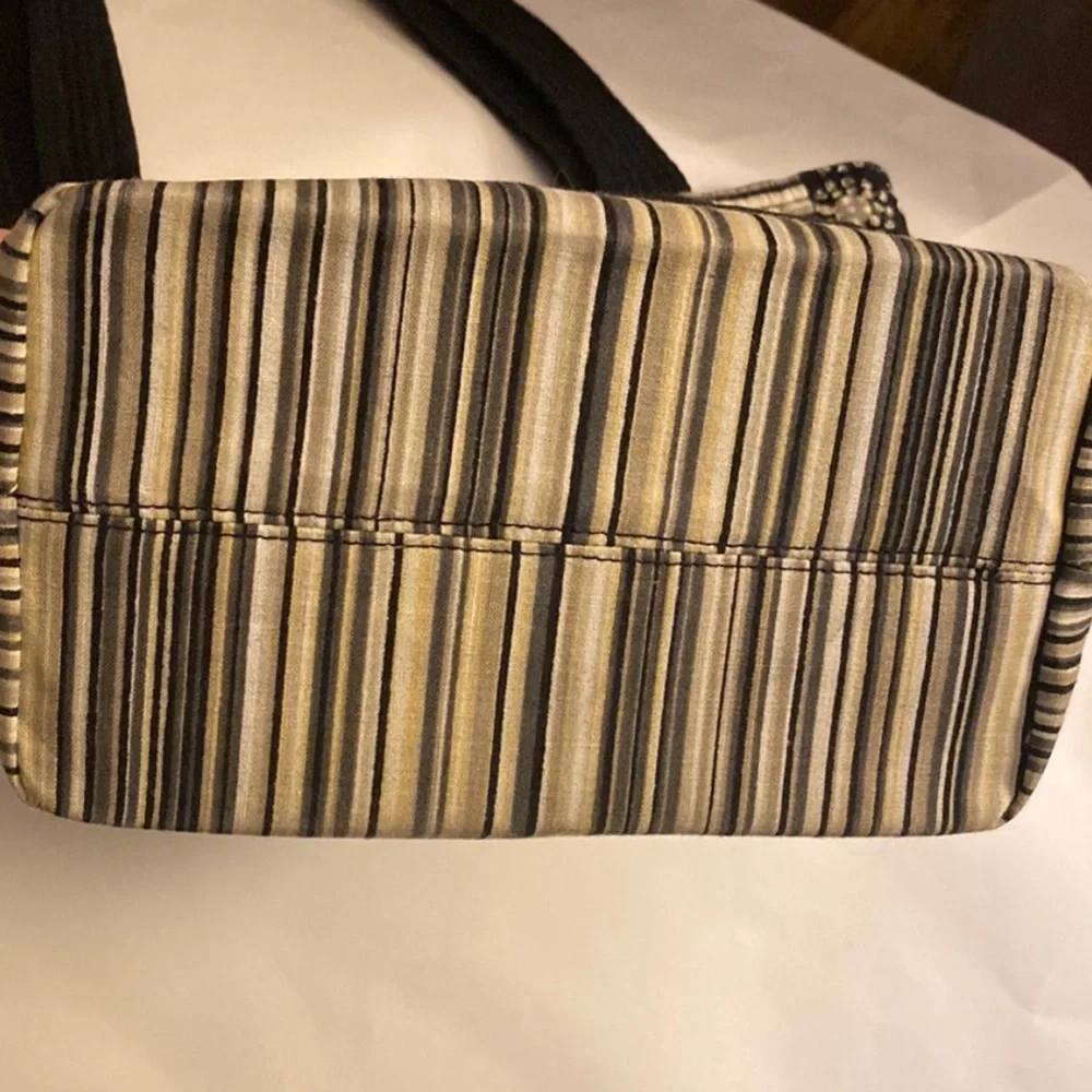 Donna Sharp shoulder tote bag patchwork quilted black & cream cottagecore - Picture 9 of 11